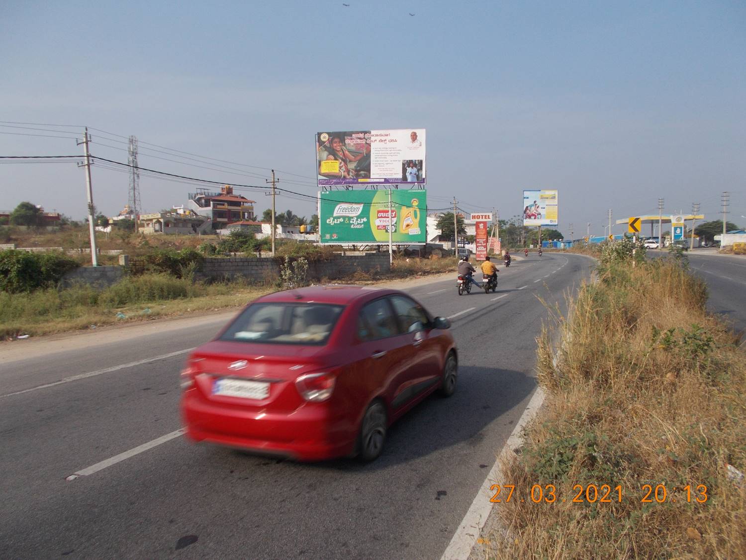 Outdoor Advertising image