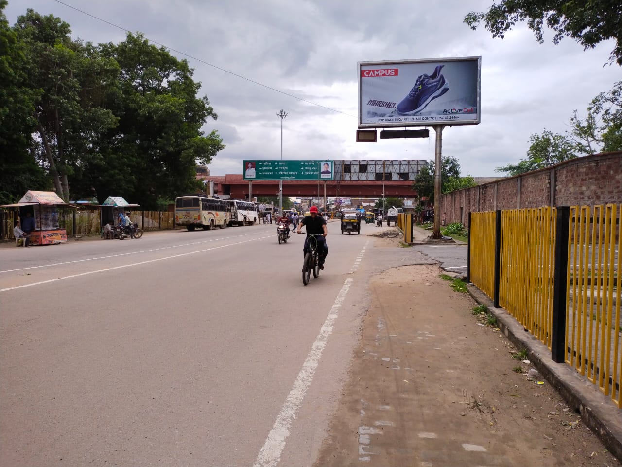 Outdoor Advertising image