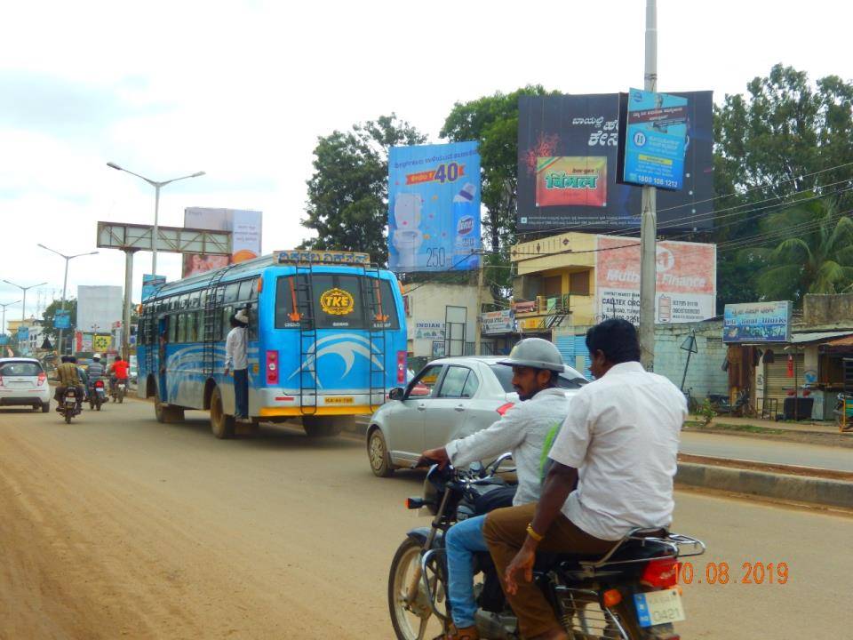 Outdoor Advertising image