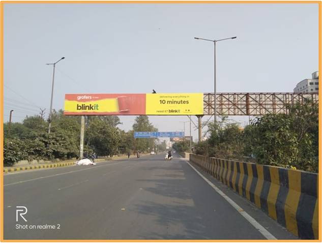 Outdoor Advertising image