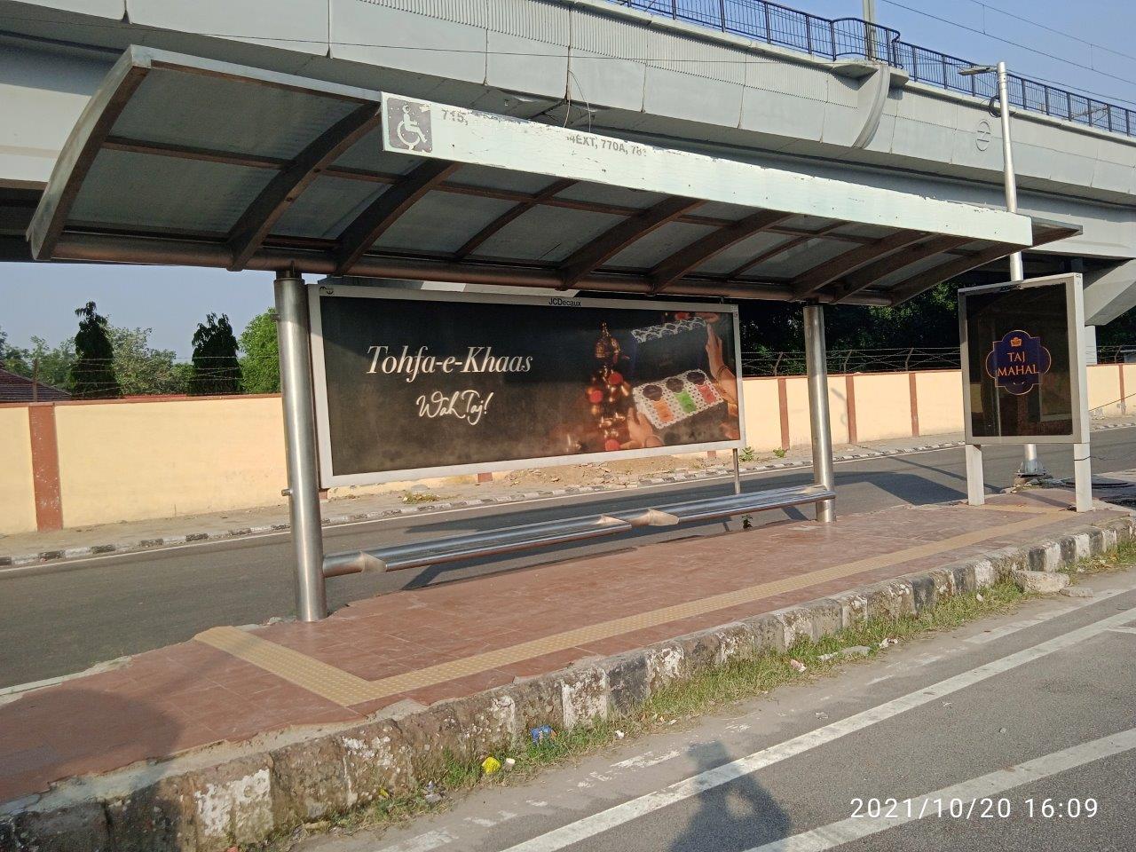 Outdoor Advertising image