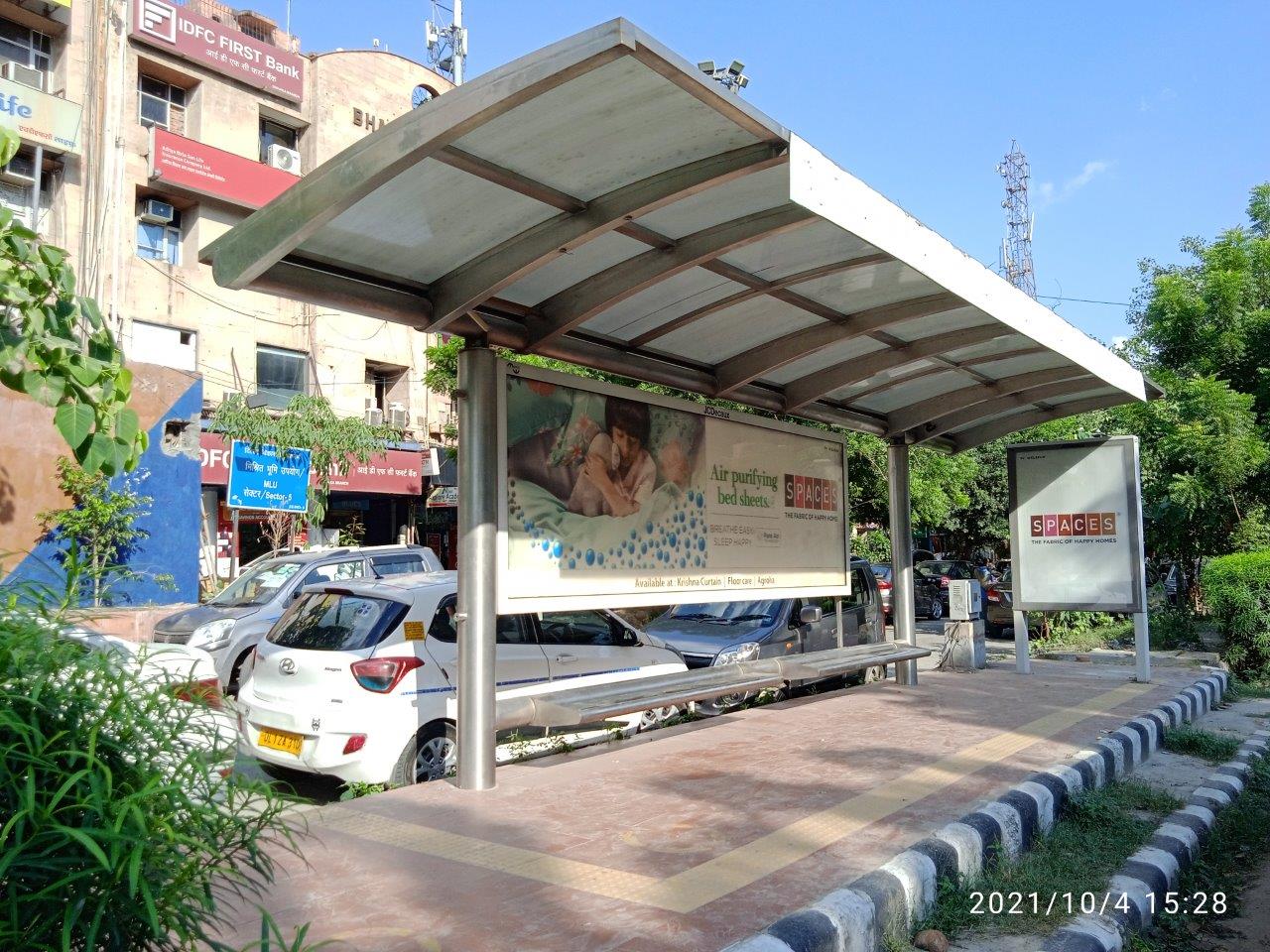 Outdoor Advertising image