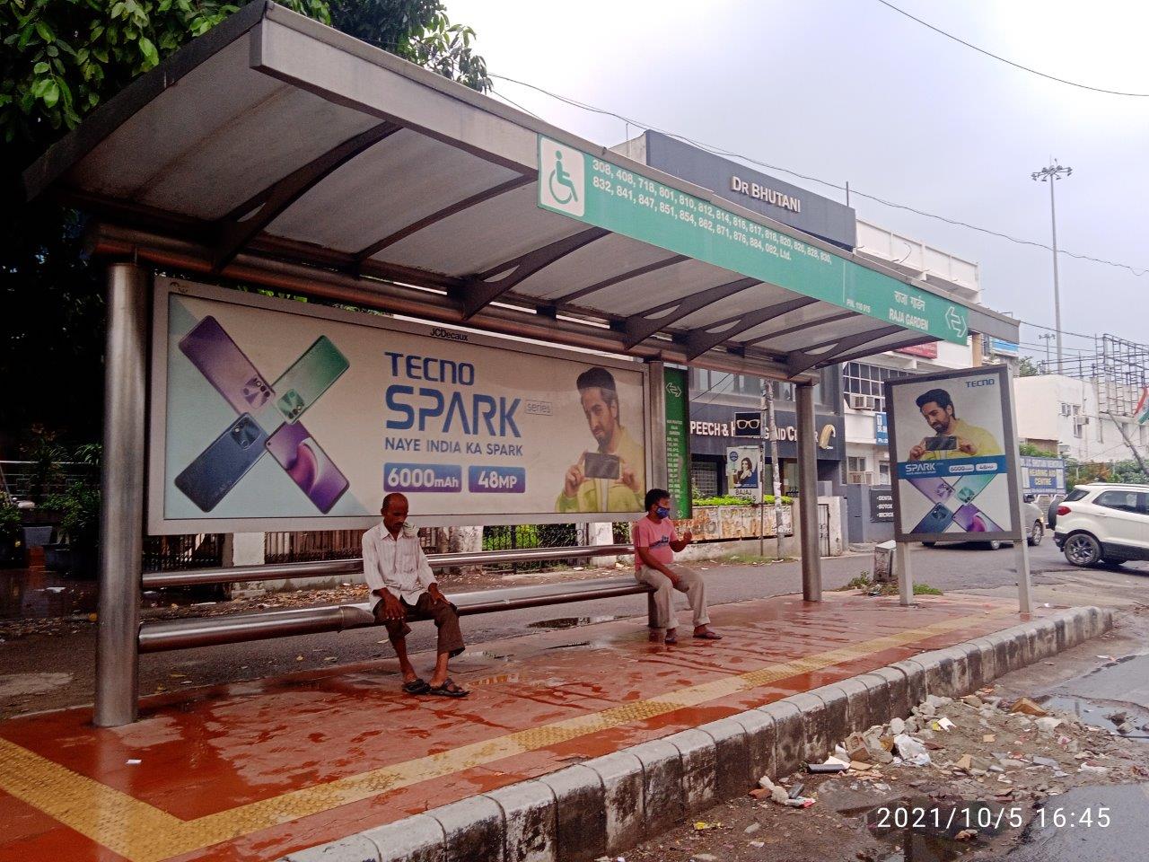 Outdoor Advertising image