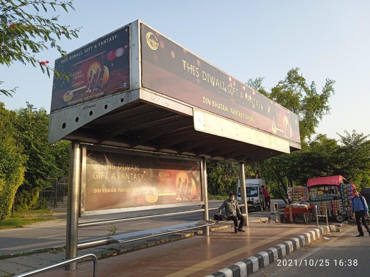 Outdoor Advertising image