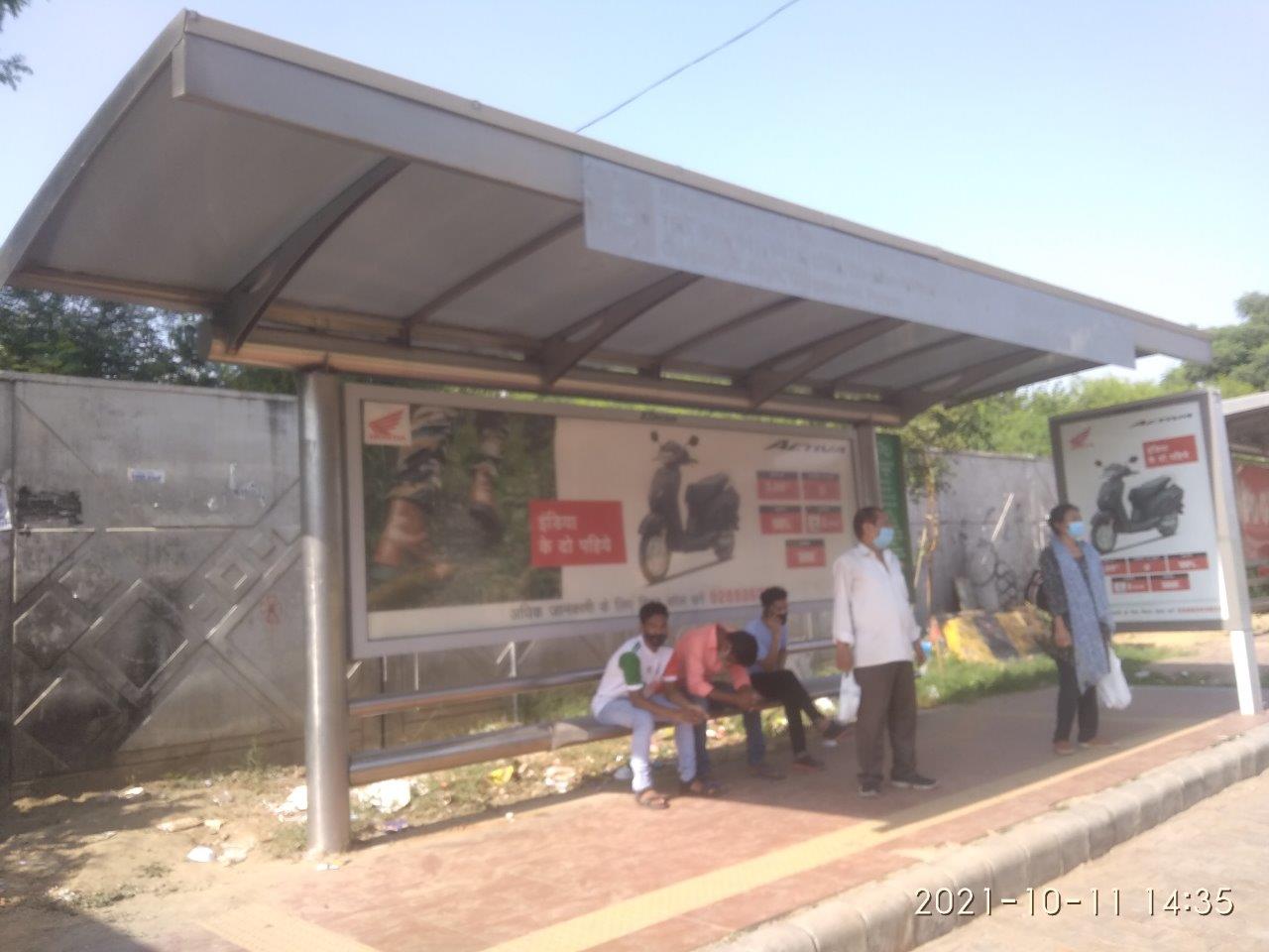 Outdoor Advertising image