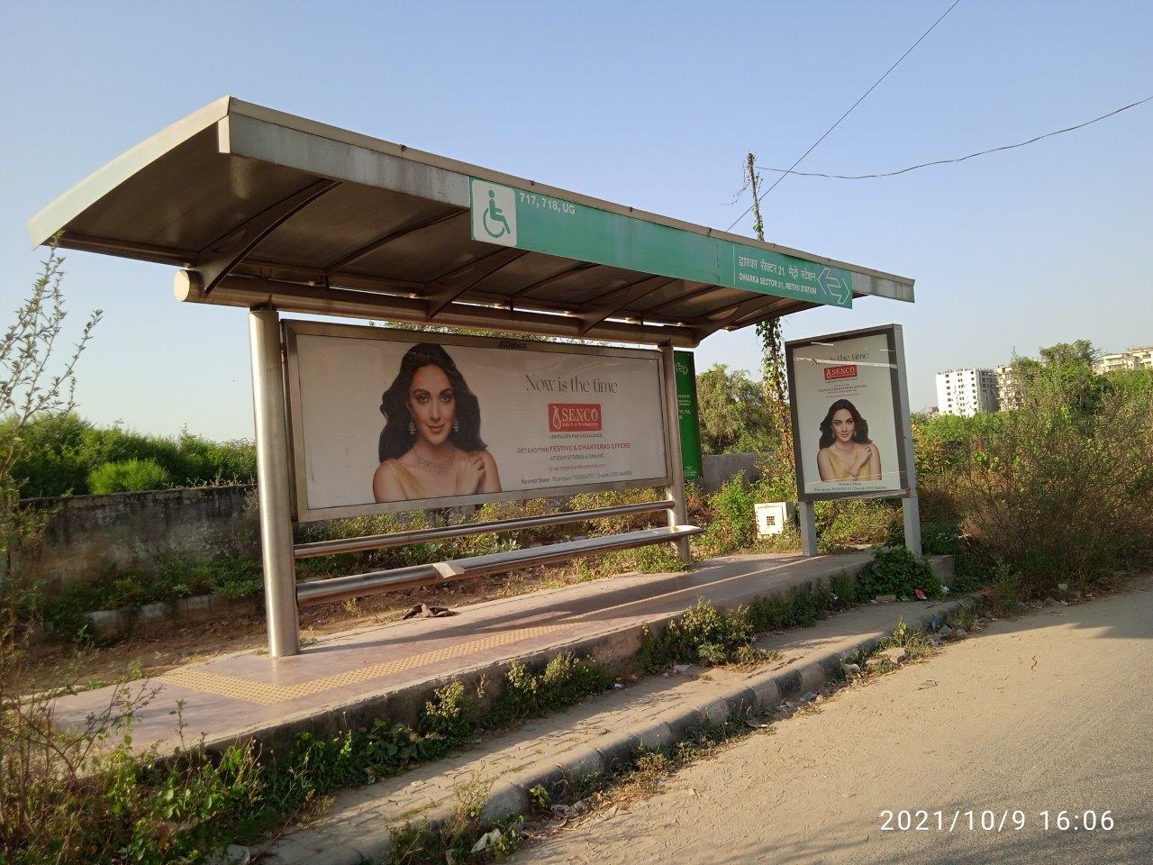 Outdoor Advertising image