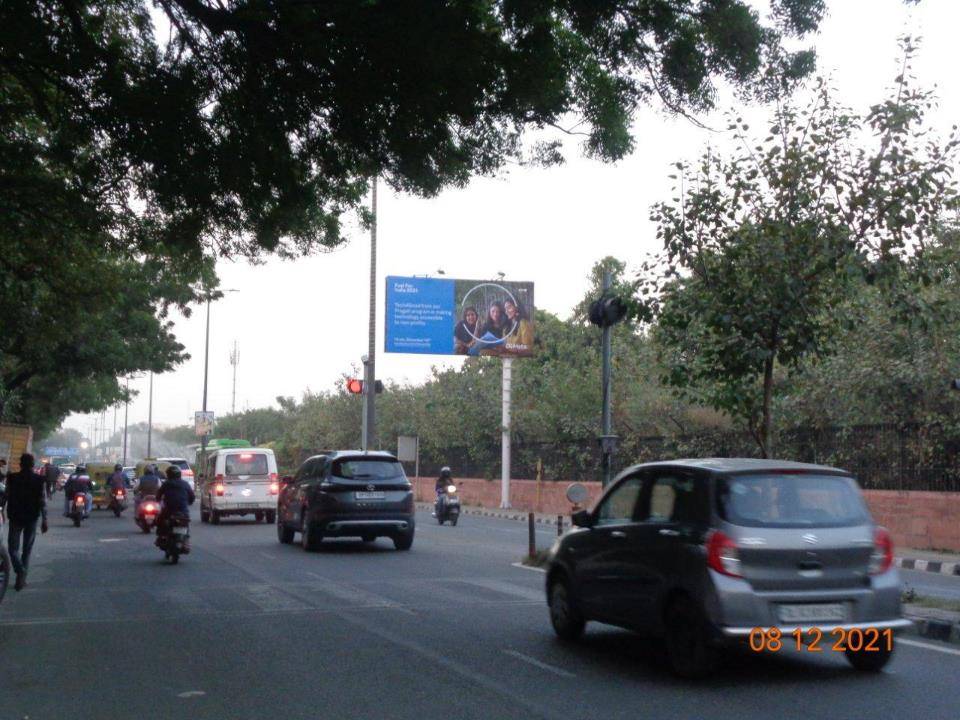 Outdoor Advertising image