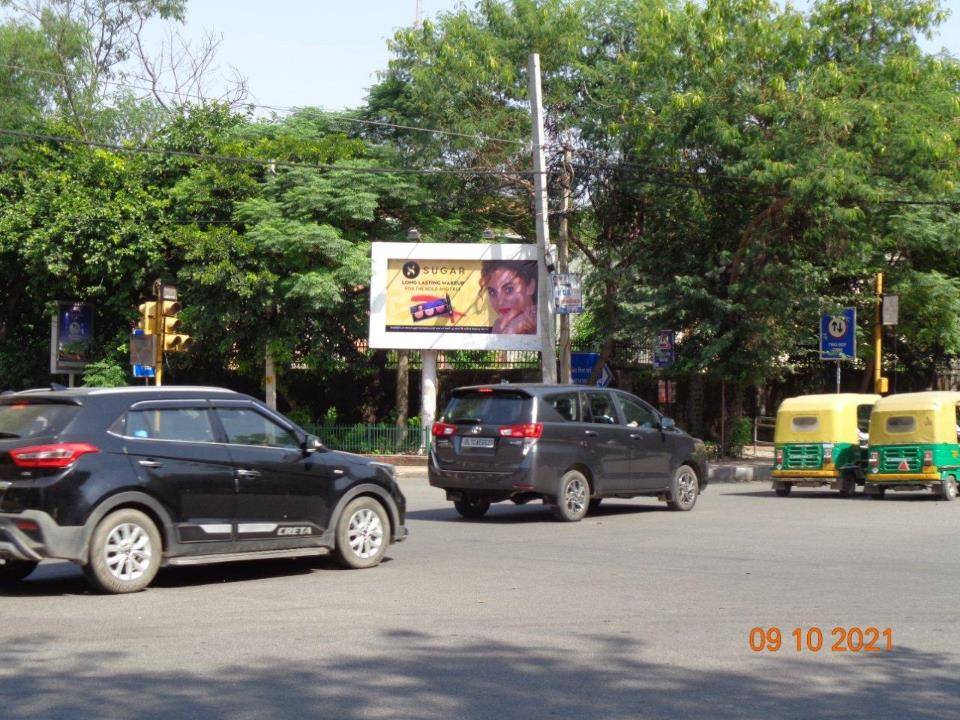 Outdoor Advertising image