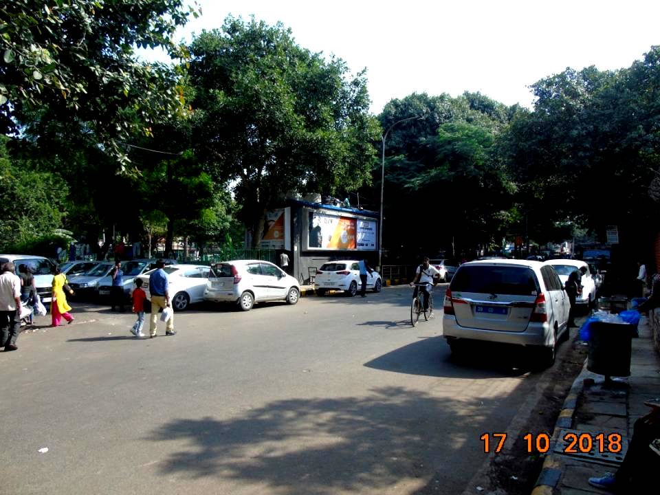 Outdoor Advertising image