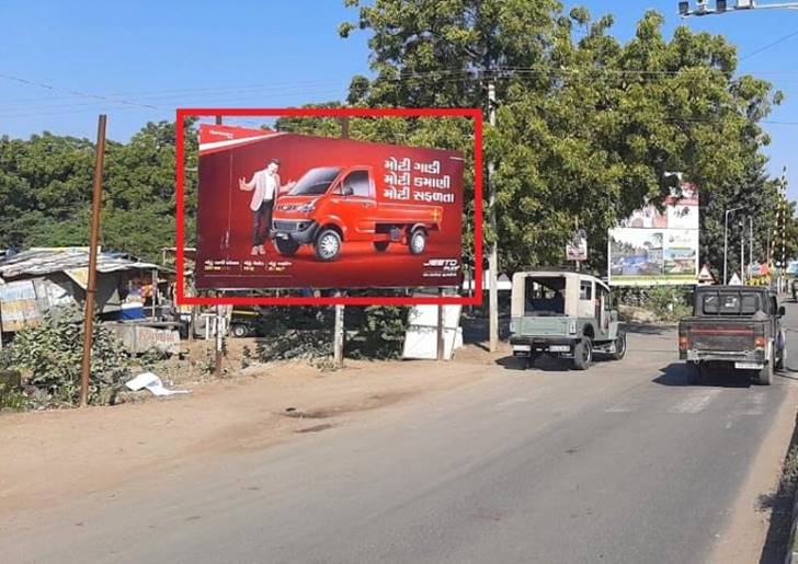 Outdoor Advertising image