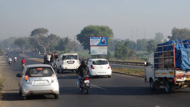 Outdoor Advertising image