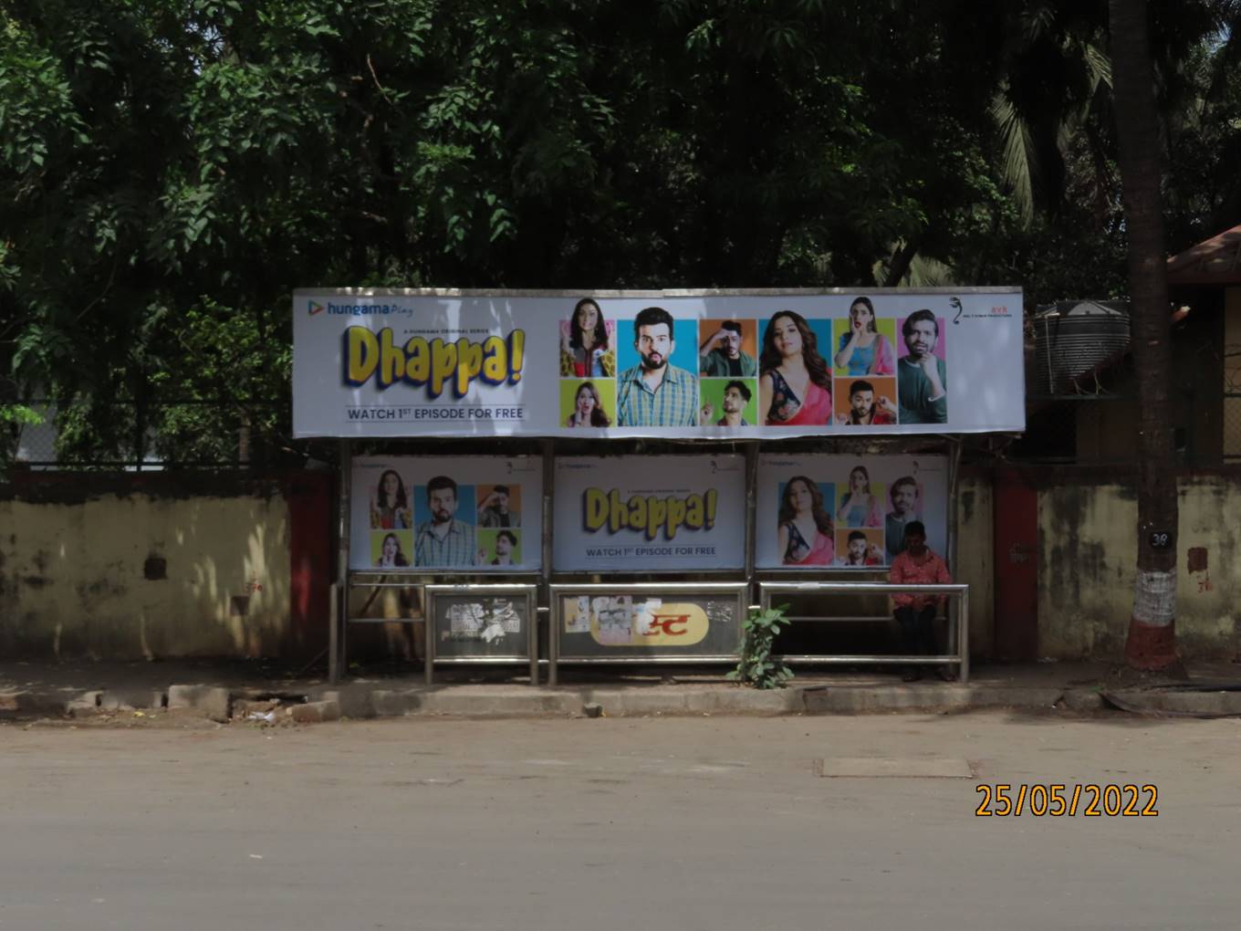 Outdoor Advertising image