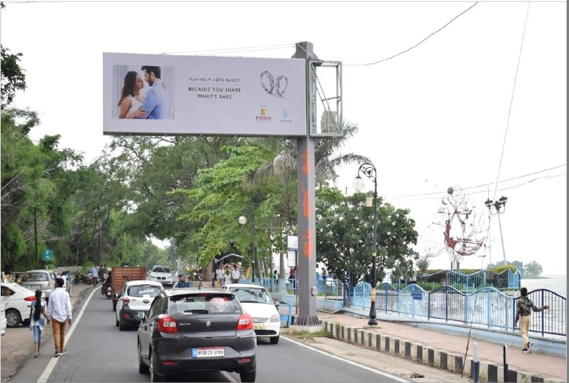 Outdoor Advertising image