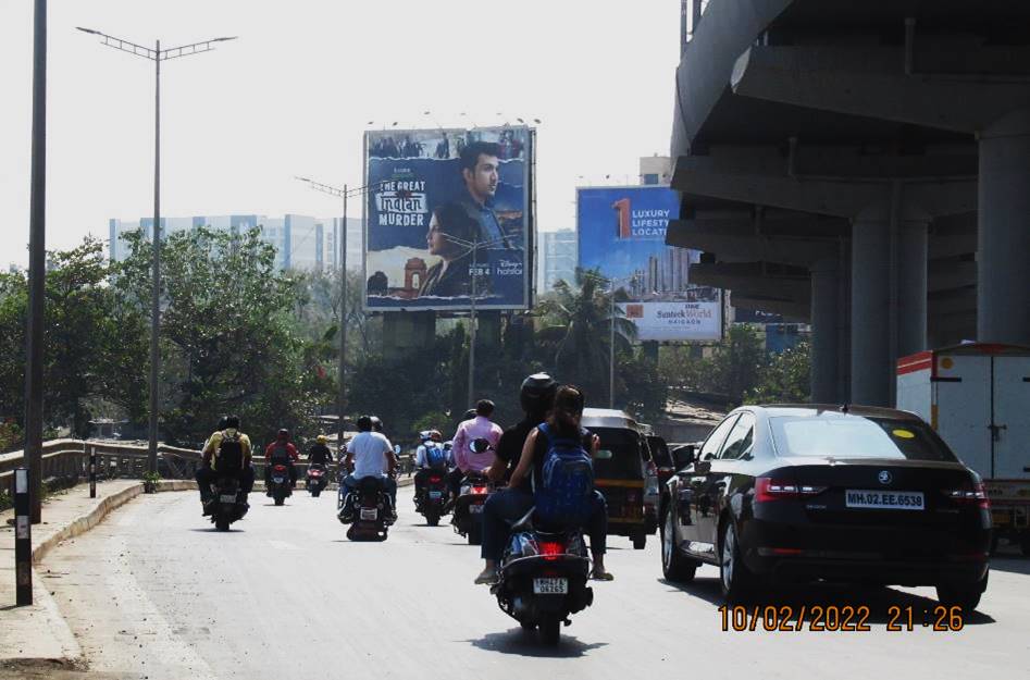 Outdoor Advertising image