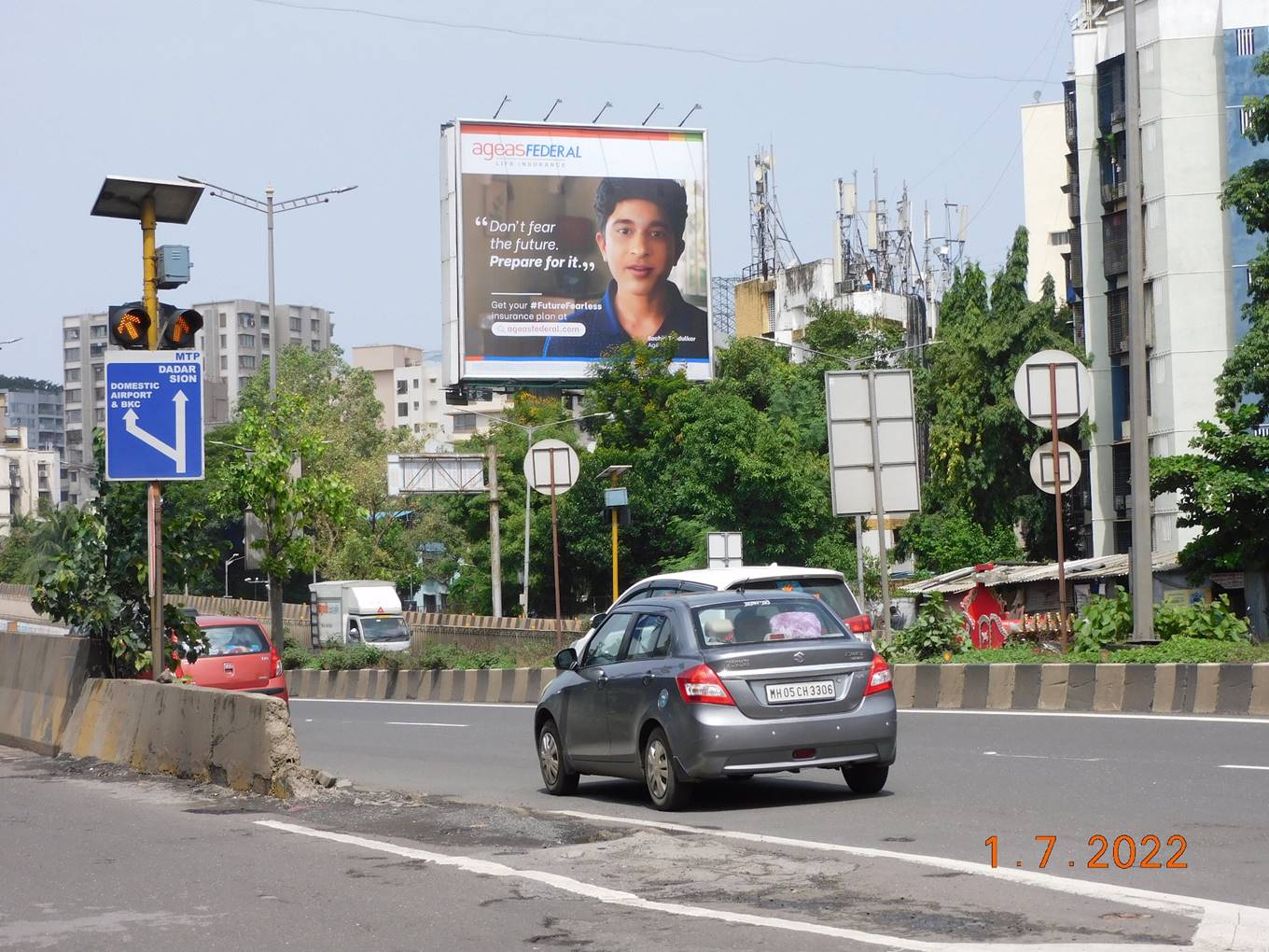 Outdoor Advertising image