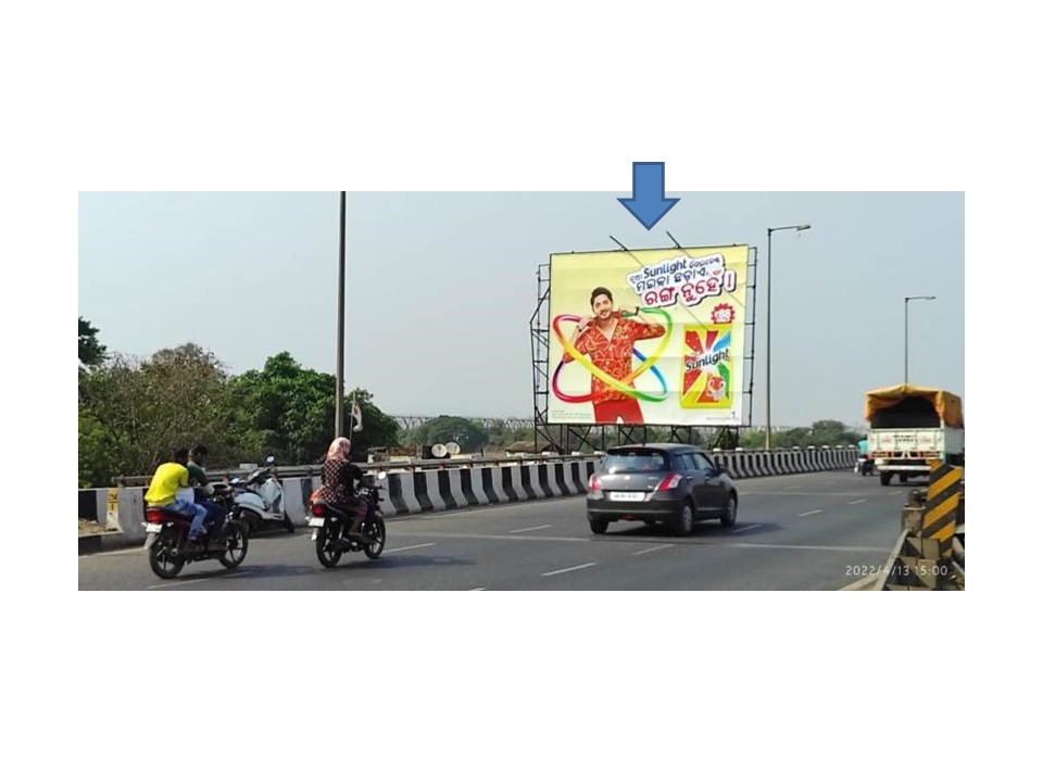 Outdoor Advertising image