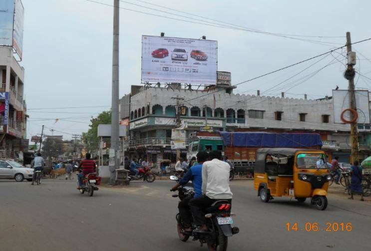 Outdoor Advertising image