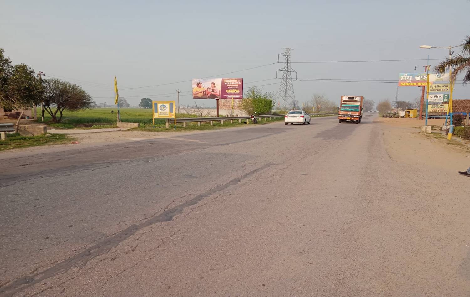 Outdoor Advertising image