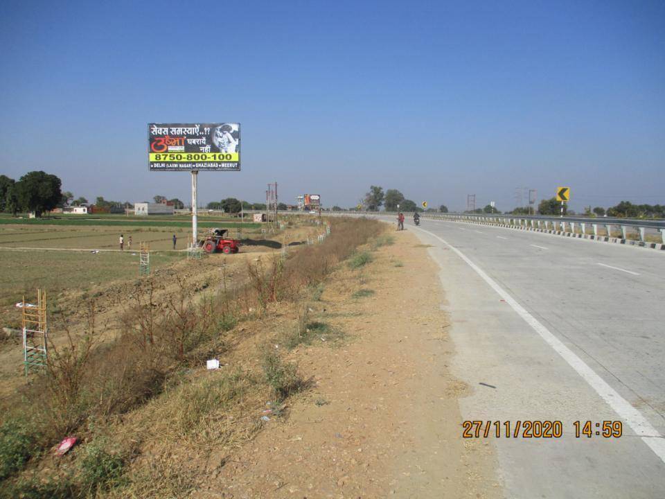 Outdoor Advertising image