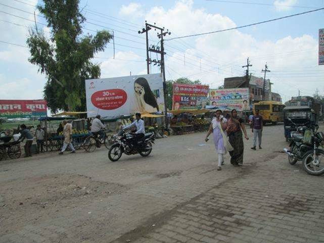 Outdoor Advertising image