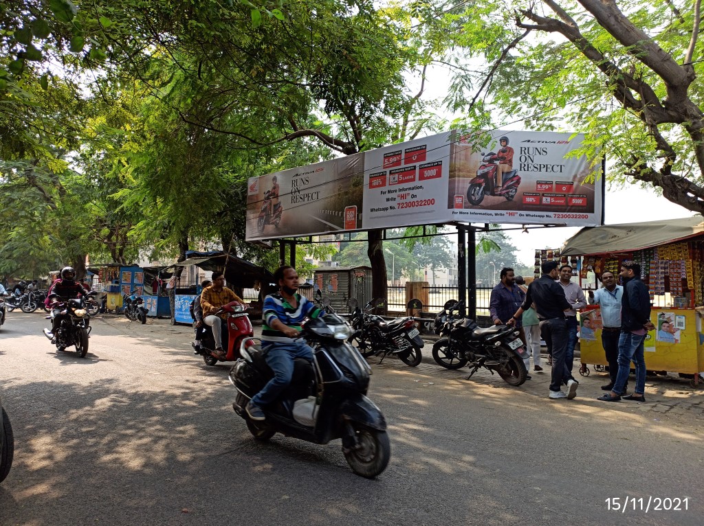 Outdoor Advertising image