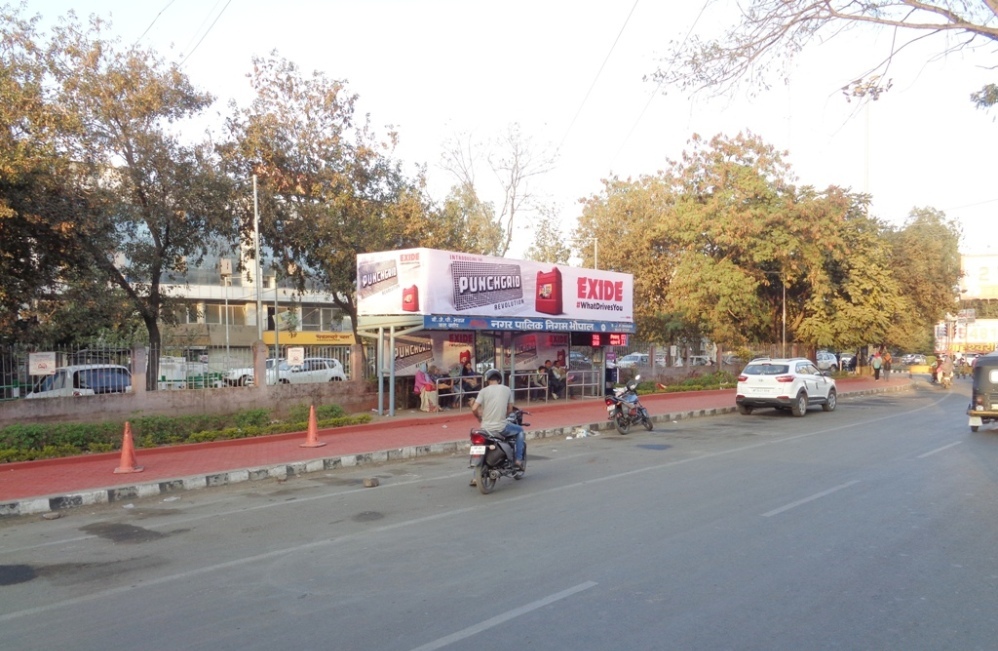 Outdoor Advertising image