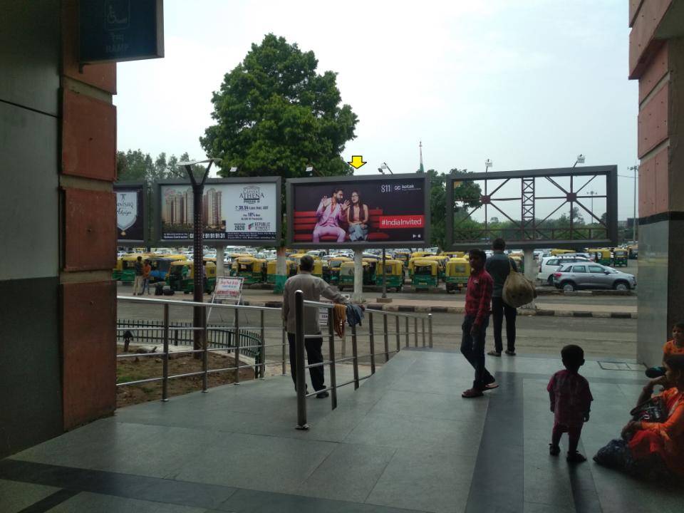 Unipole - Railway station,  Chandigarh, Chandigarh