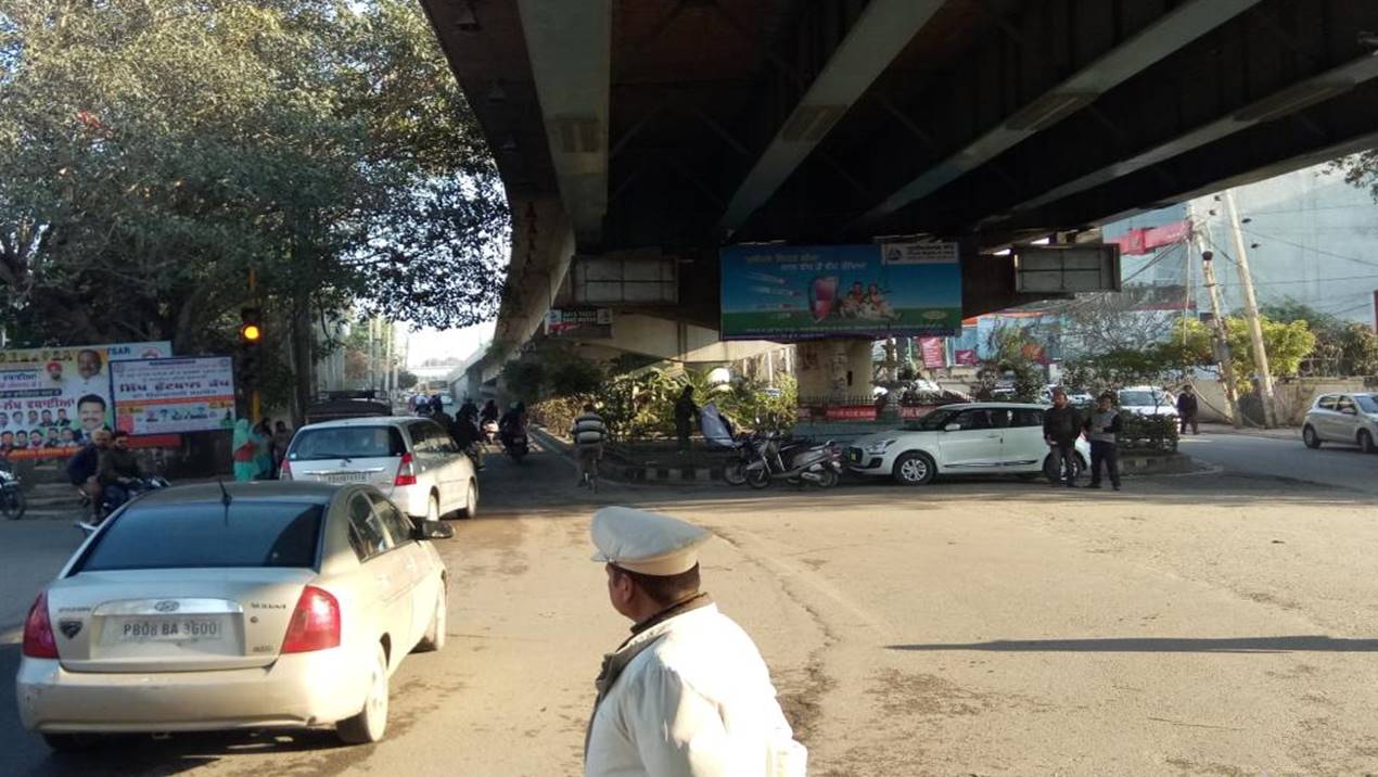 Unipole - Court Chowk, Amritsar, Punjab