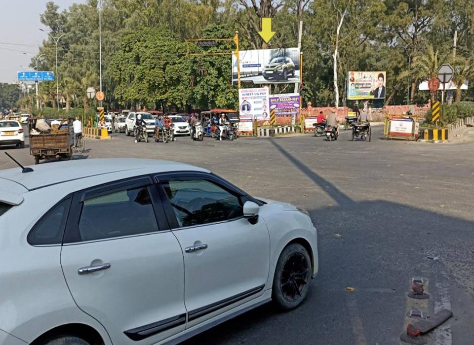 Unipole - Crystal Chowk, Amritsar, Punjab