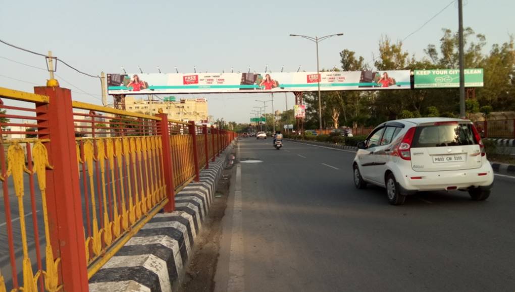 Gantry - Ranjit Avenue Fc Airport, Amritsar, Punjab