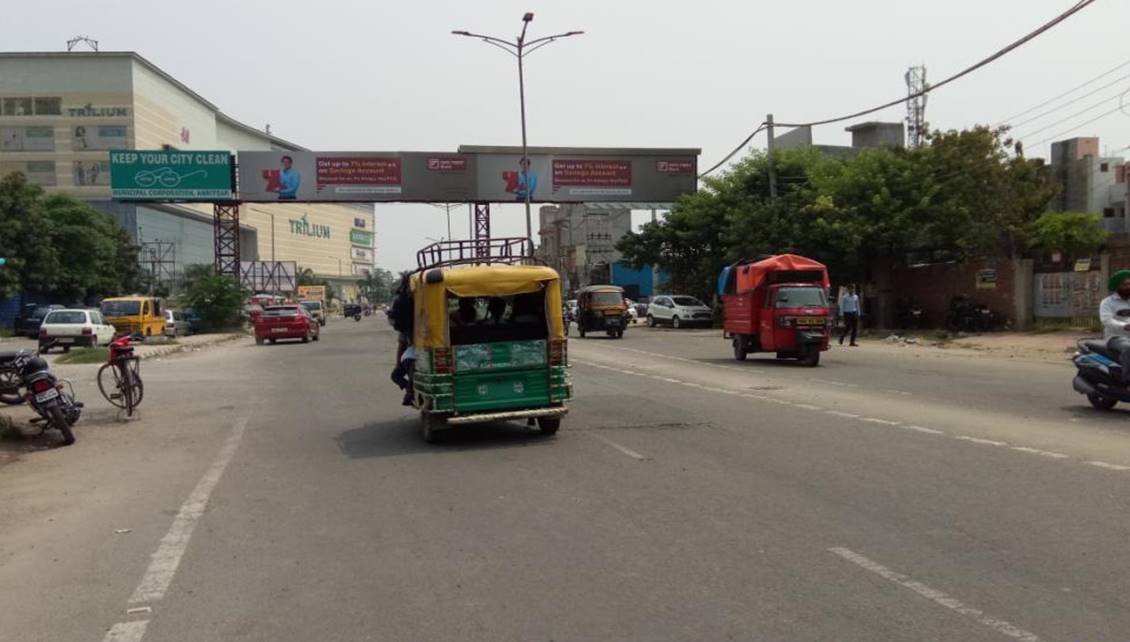 Gantry - Rattan Singh Chowk, Amritsar, Punjab