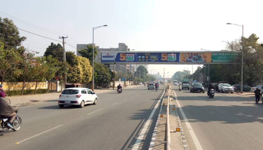 Gantry - Court Road Fc Court Chowk, Amritsar, Punjab