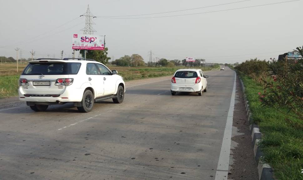 Unipole - Kharar- Ropar Highway, Kurali, Punjab