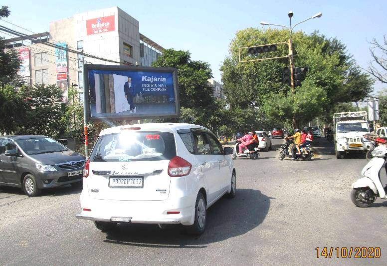 Unipole - Outside Reliance Mall,  Jalandhar, Punjab