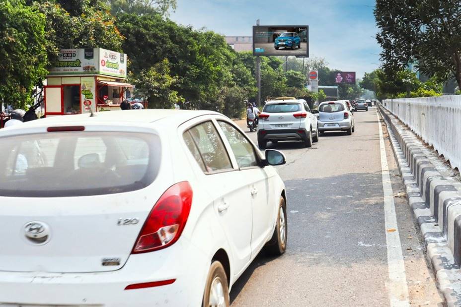 Cantilever - Old Gt Road, Ludhiana, Punjab