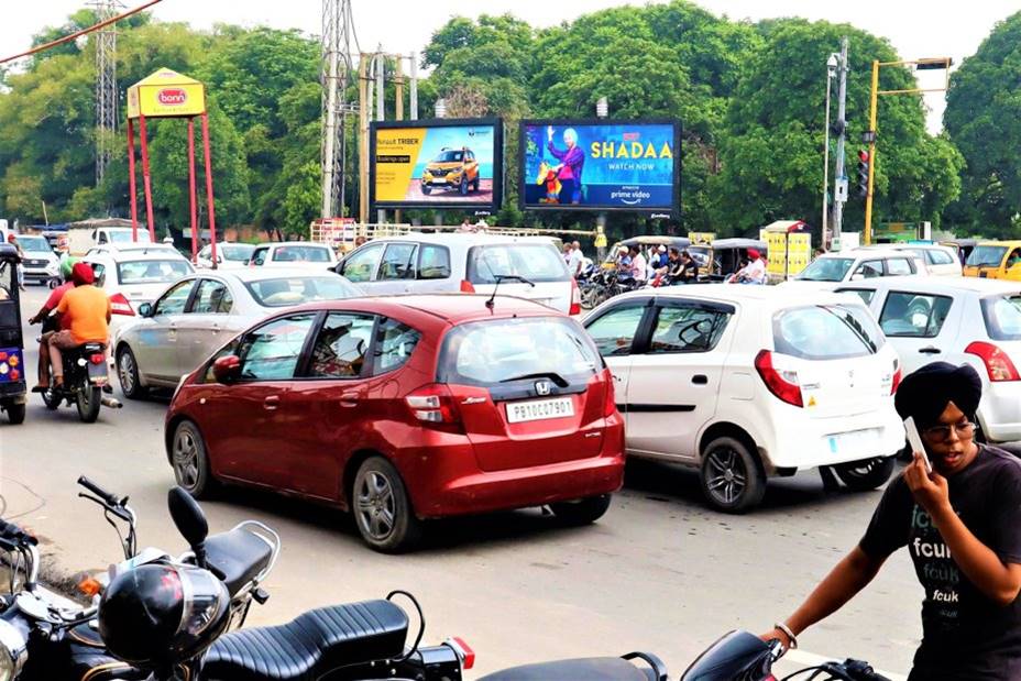 Unipole - Jamalpur Chowk, Ludhiana, Punjab