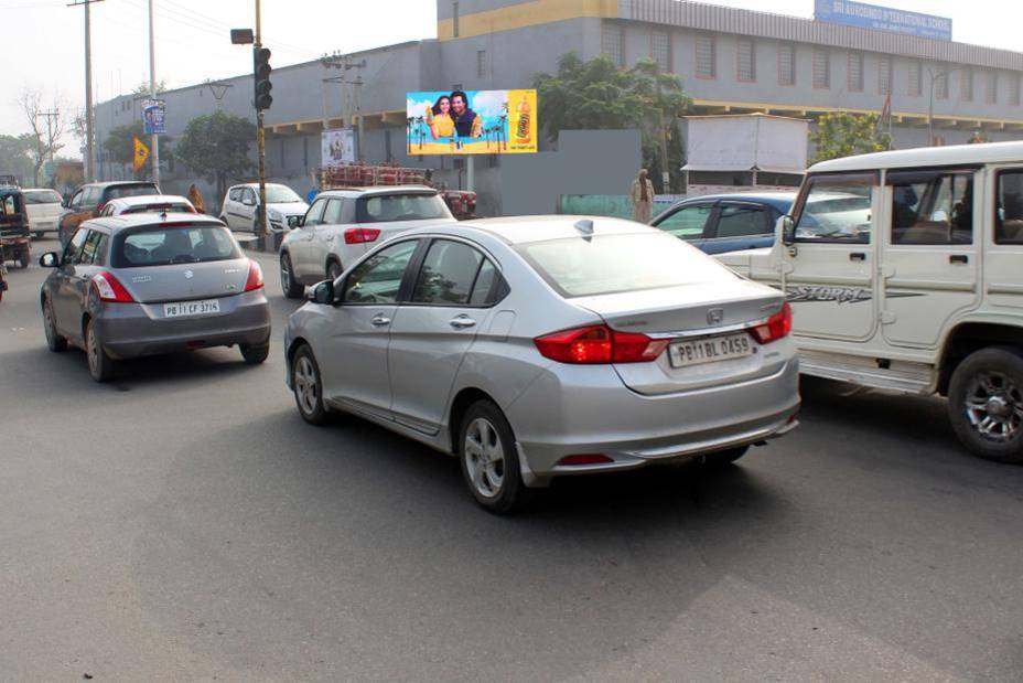 Unipole - Bus Stand Chowk, Patiala, Punjab