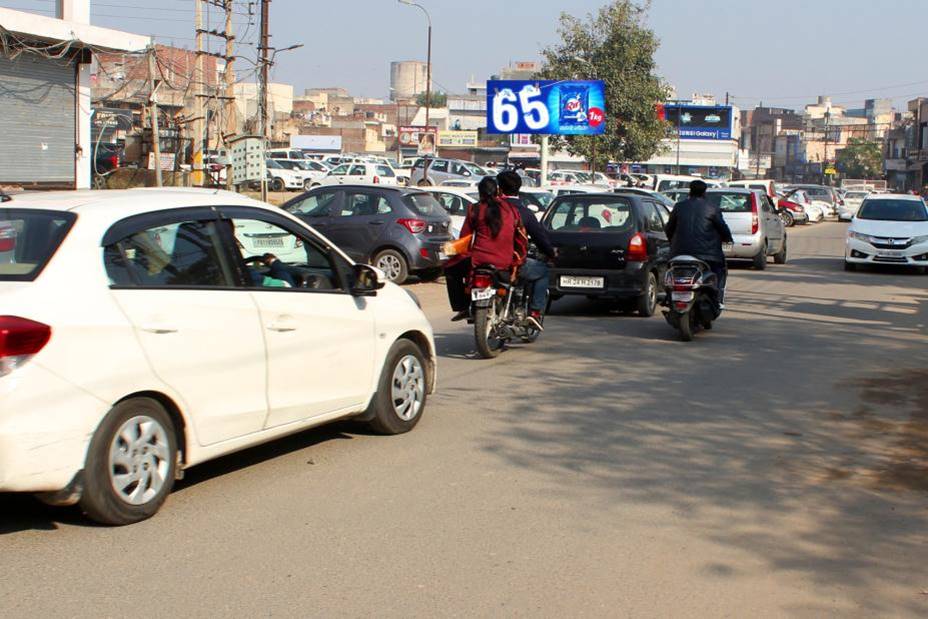 Unipole - Ac Market, Patiala, Punjab