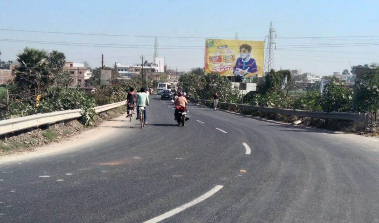 Billboard Main Road Nr. Bhagawan Bazar Chowk Muzaffarpur Bihar