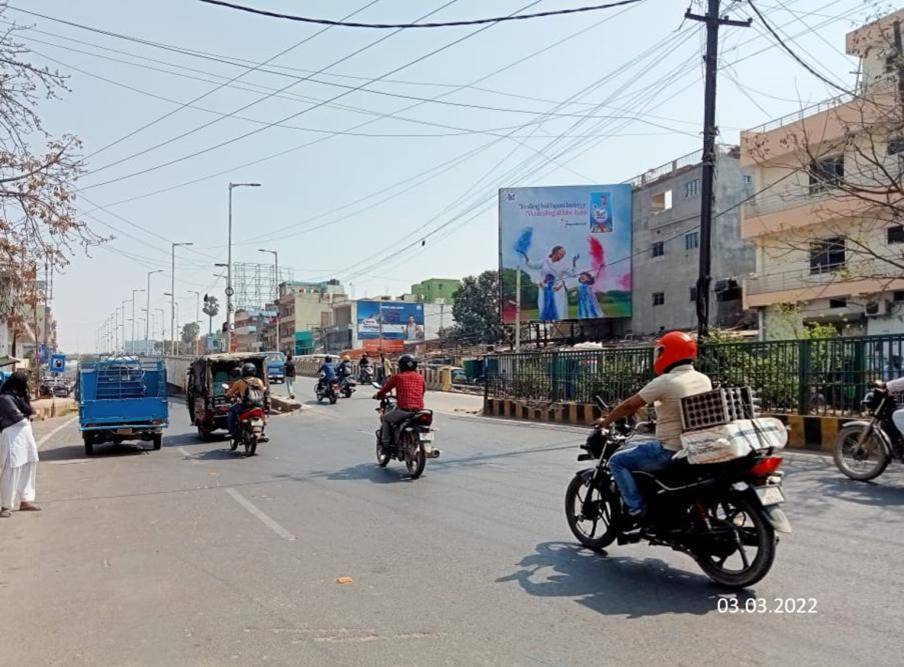 Billboard Towards Dhanki More  Kumhrar Flyover   Patna Bihar