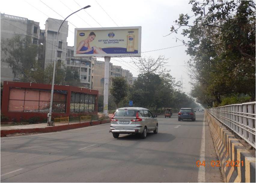 Unipole Sector 21 Delhi Delhi (NCR)