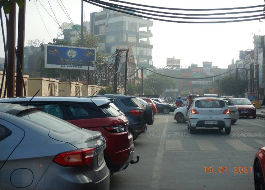 Unipole Sec-18 Market (Front Of Mc Donalds) Delhi Delhi (NCR)