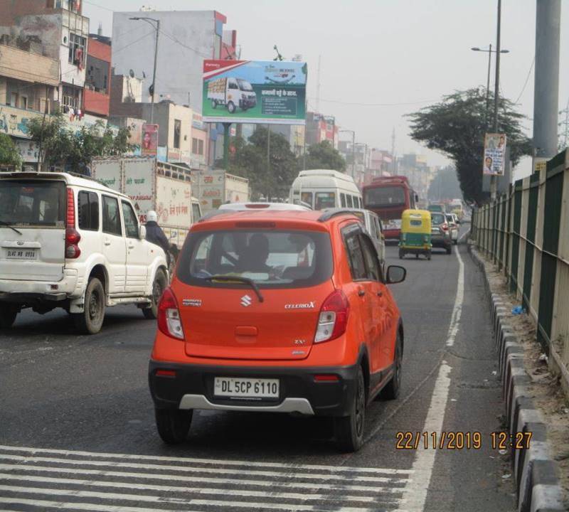 Unipole Wazirabad / Signature Bridge Towards Yamuna Vihar / Gokalpuri East Delhi Delhi (NCR)