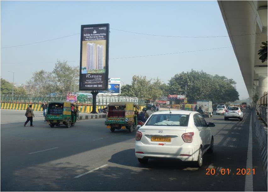 Unipole Sector 32 Delhi Delhi (NCR)