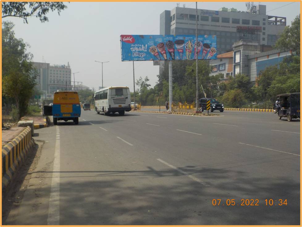 Unipole Link Road, Up Gate To Dabur Chowk Ghaziabad Delhi (NCR)