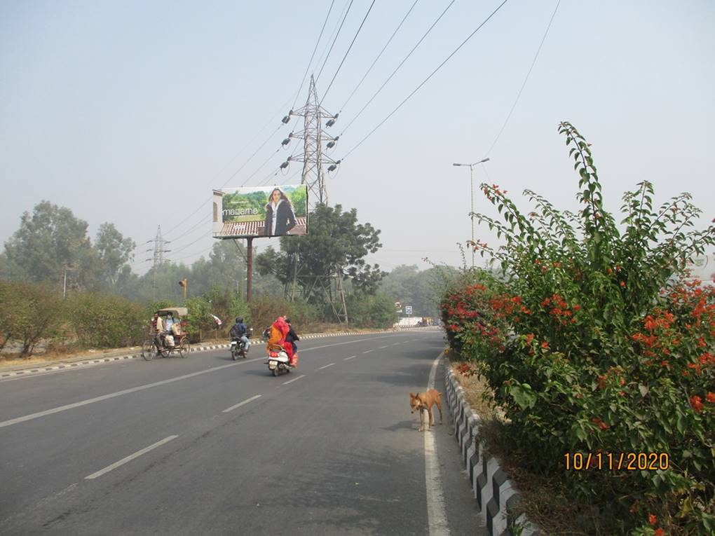 Unipole Gt Road / Anand Vihar Towards Seemapuri / Ghaziabad East Delhi Delhi (NCR)