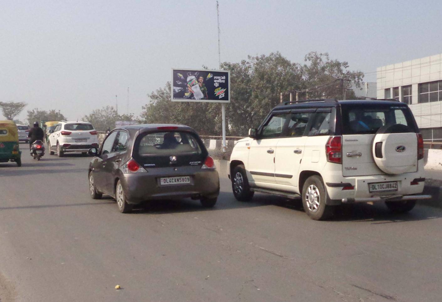 Unipole Moments Mall Flyover
 West Delhi Delhi (NCR)