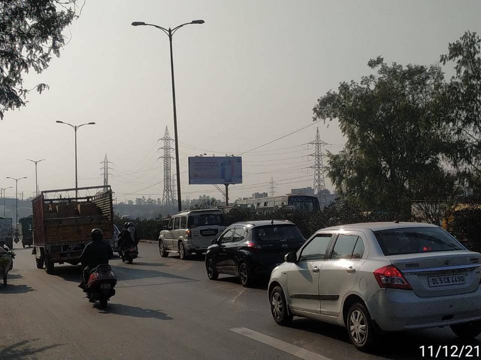 Unipole Haider Pur Flyover North Delhi Delhi (NCR)