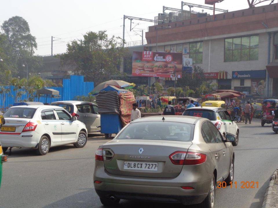 Unipole Kashmeri Gate North Delhi Delhi (NCR)