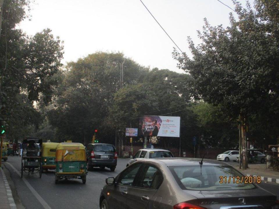 Unipole Daulat Ram Crossing North Delhi Delhi (NCR)